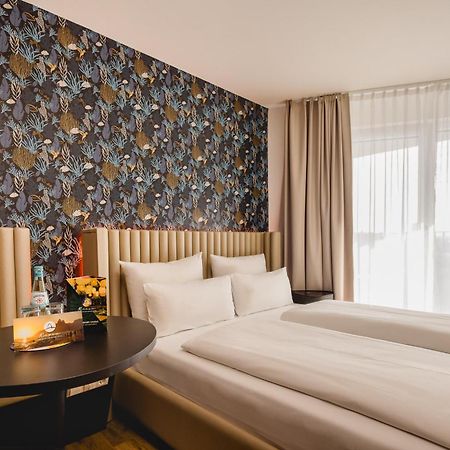 Rioca Hafeninsel Posto 8 Aparthotel Offenbach am Main Exteriör bild